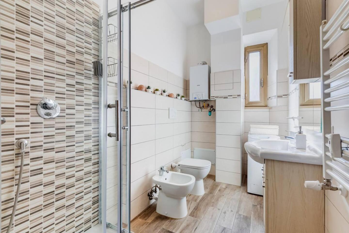 Bright And Spacious 2Bdr Apartment Rom Exteriör bild